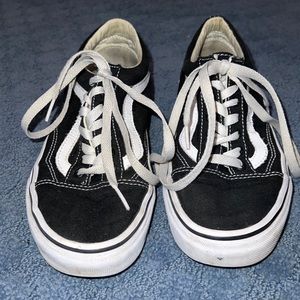 Black Old Skool Vans Size 8